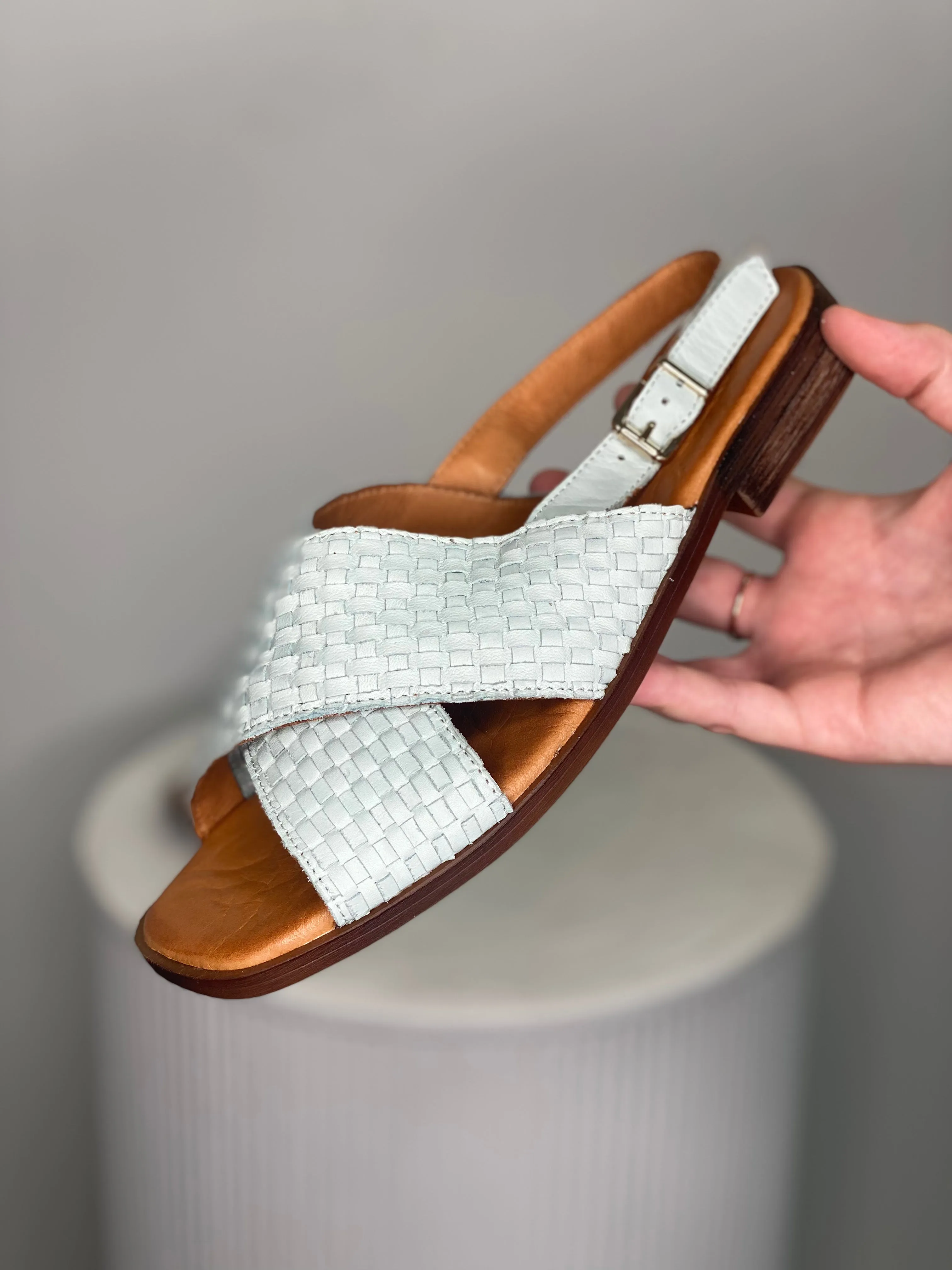 Antic Sandal