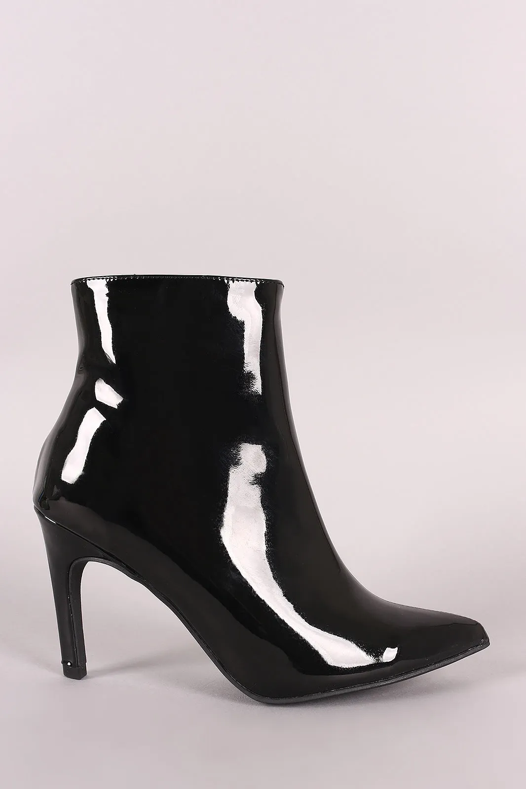 Bamboo Patent Pointy Toe Kitten Heeled Booties