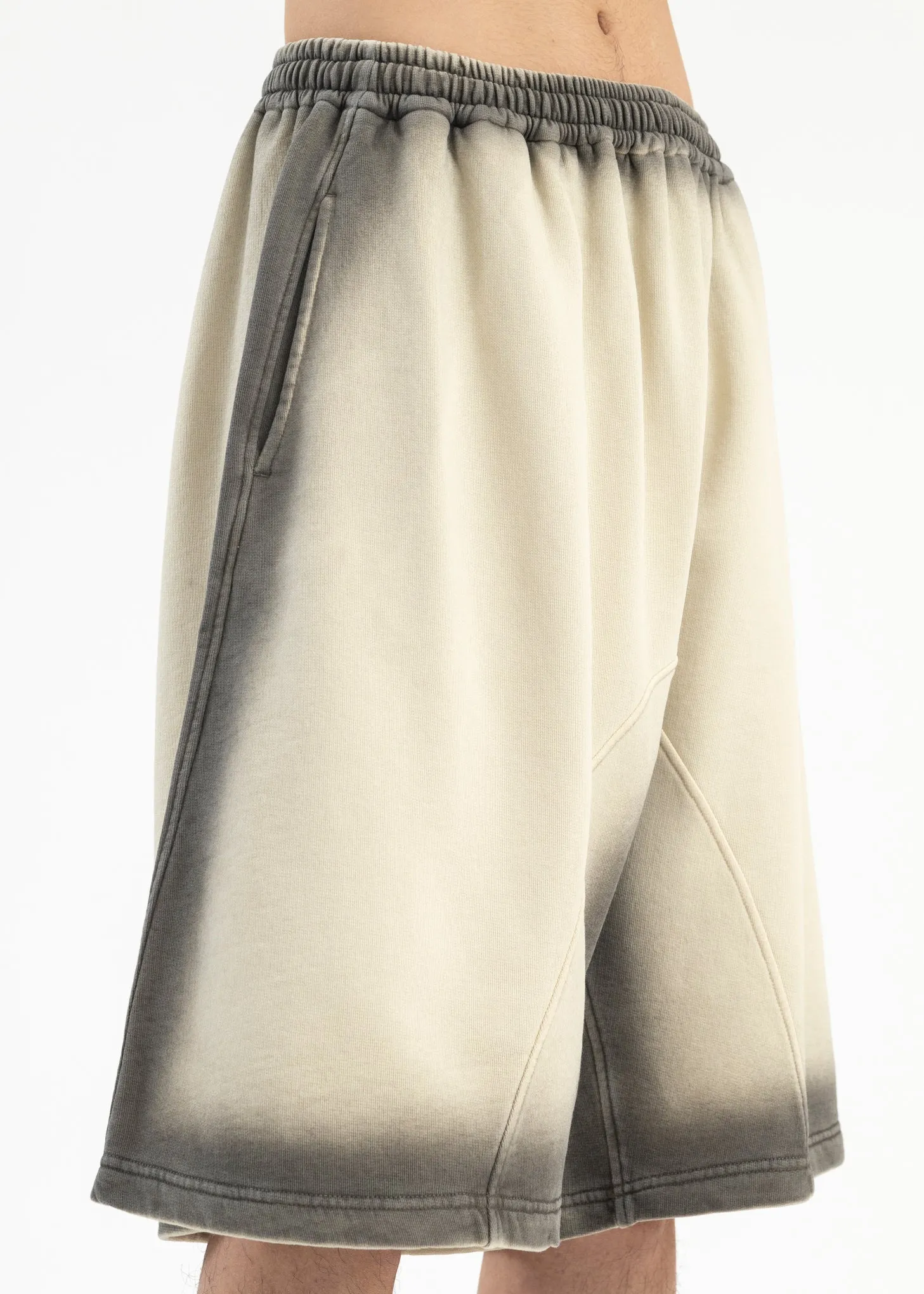 BEIGE SPRAY SOUFFLE SWEAT SHORTS