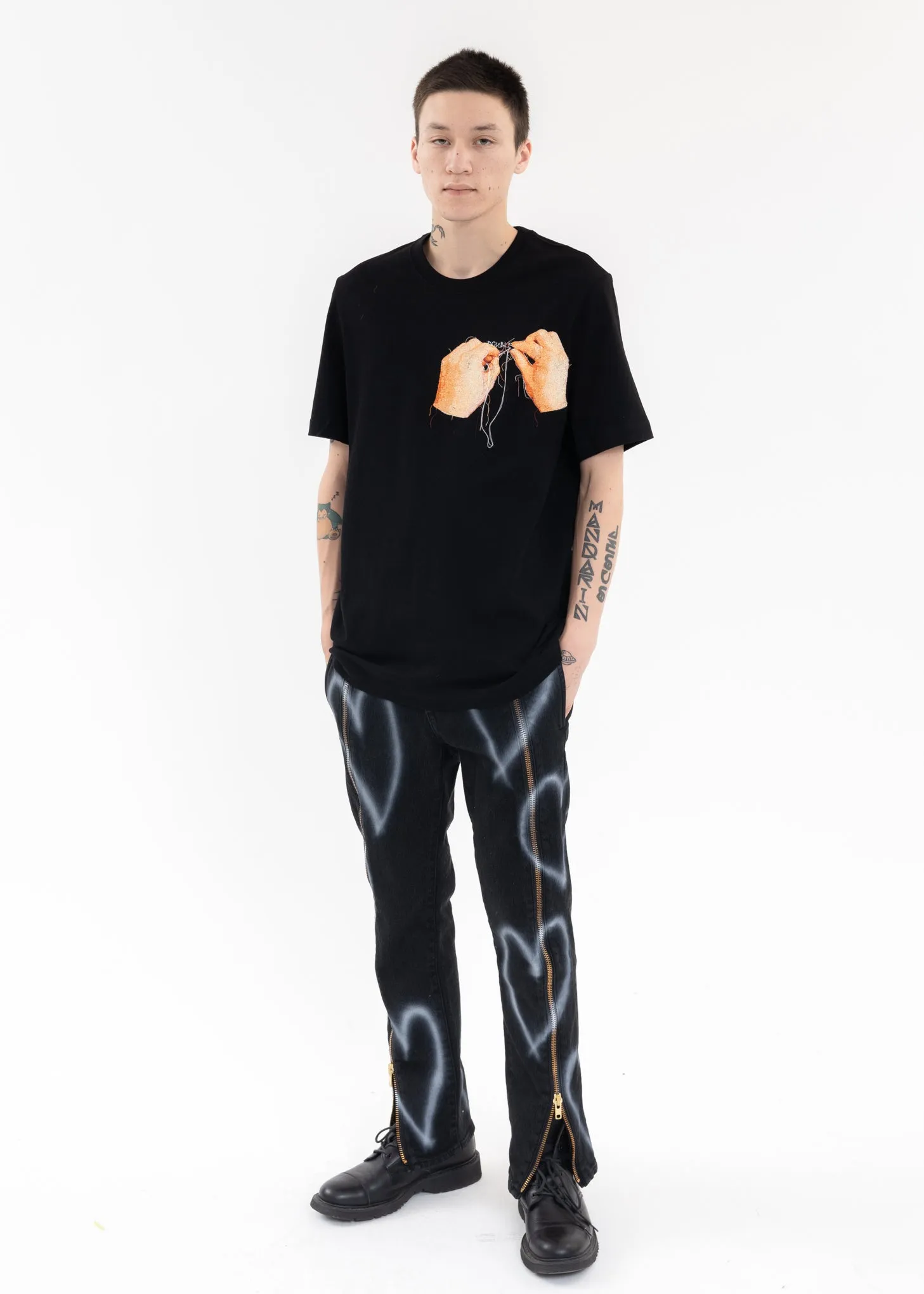 Black “HAND-EMBROIDERY” PHOTO STITCH T-SHIRT