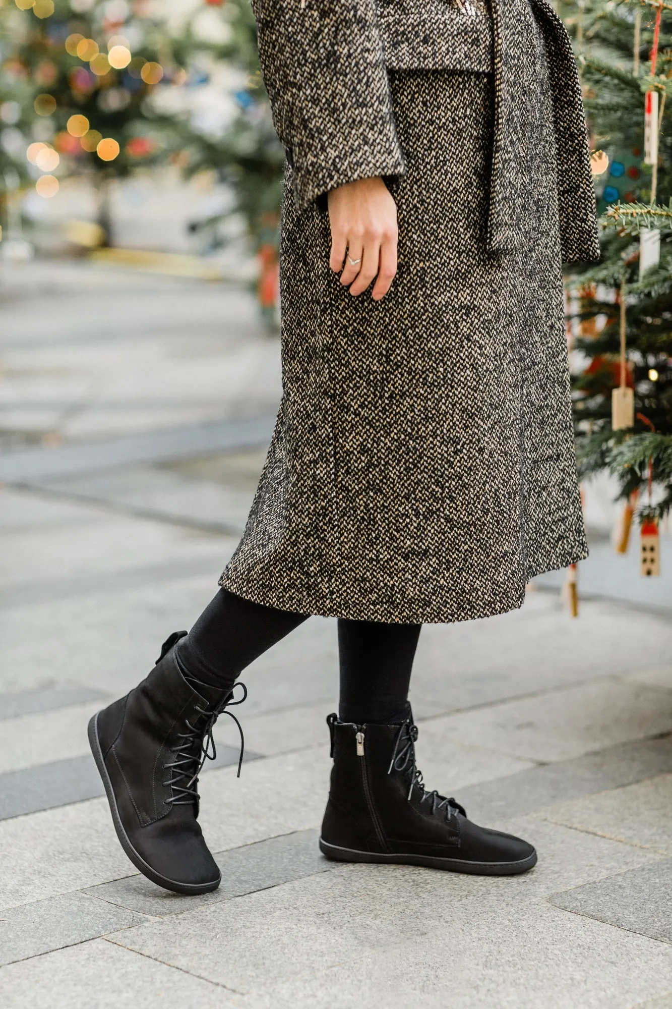 Cozy Black Ullfodrade Vinterskor