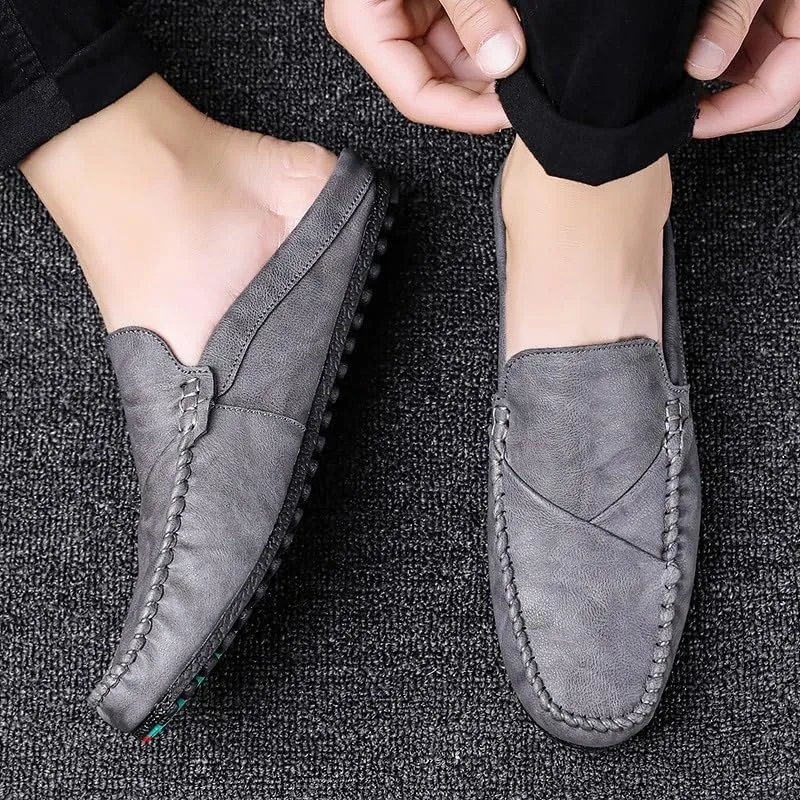 Men's Loafers Solid Color Round Toe Vegan Leather Half Loafers Shoes Flat Heel Flexible Slip Resistant Casual Slip-ons