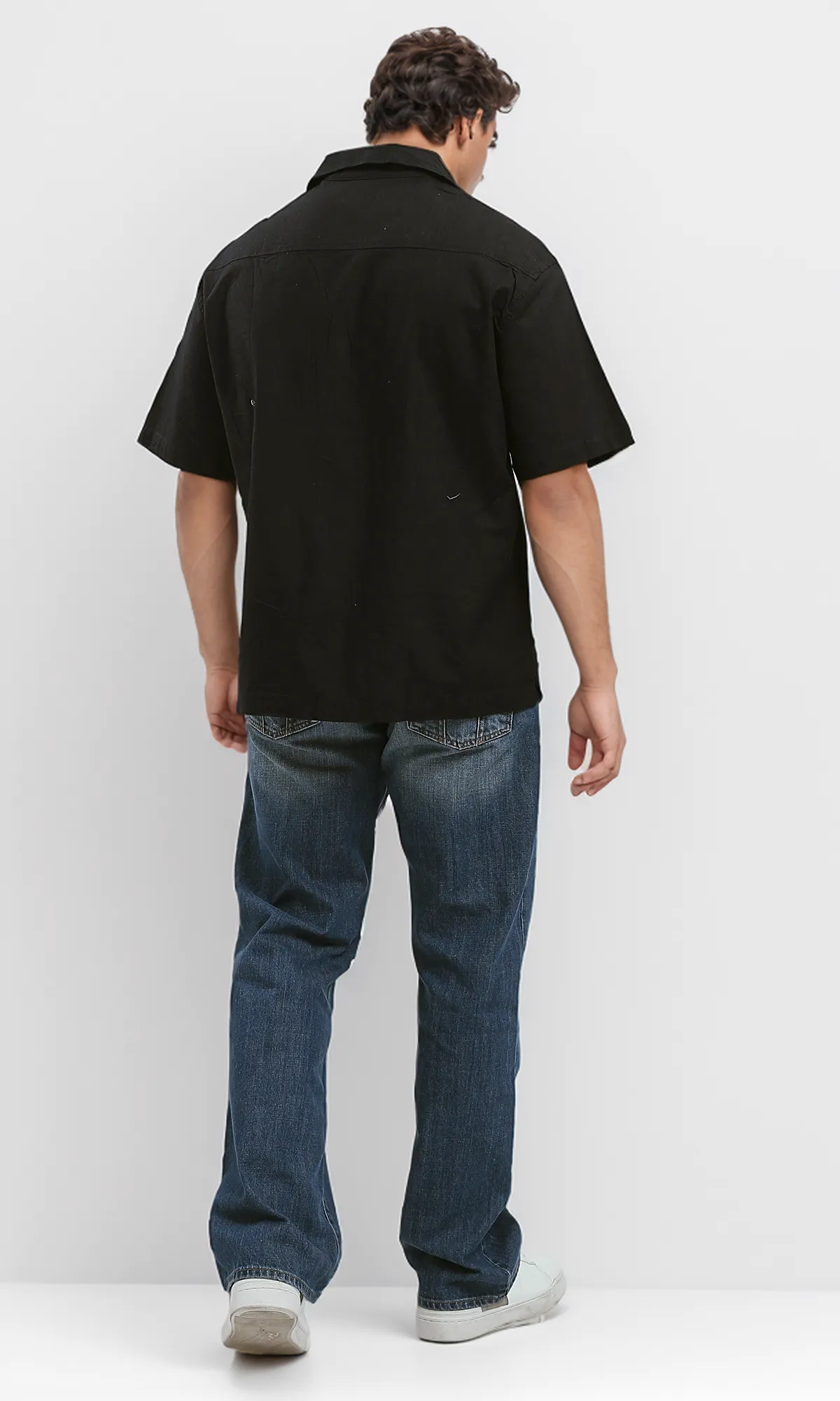 O188293 Black Textured Shirt With Front Pockets