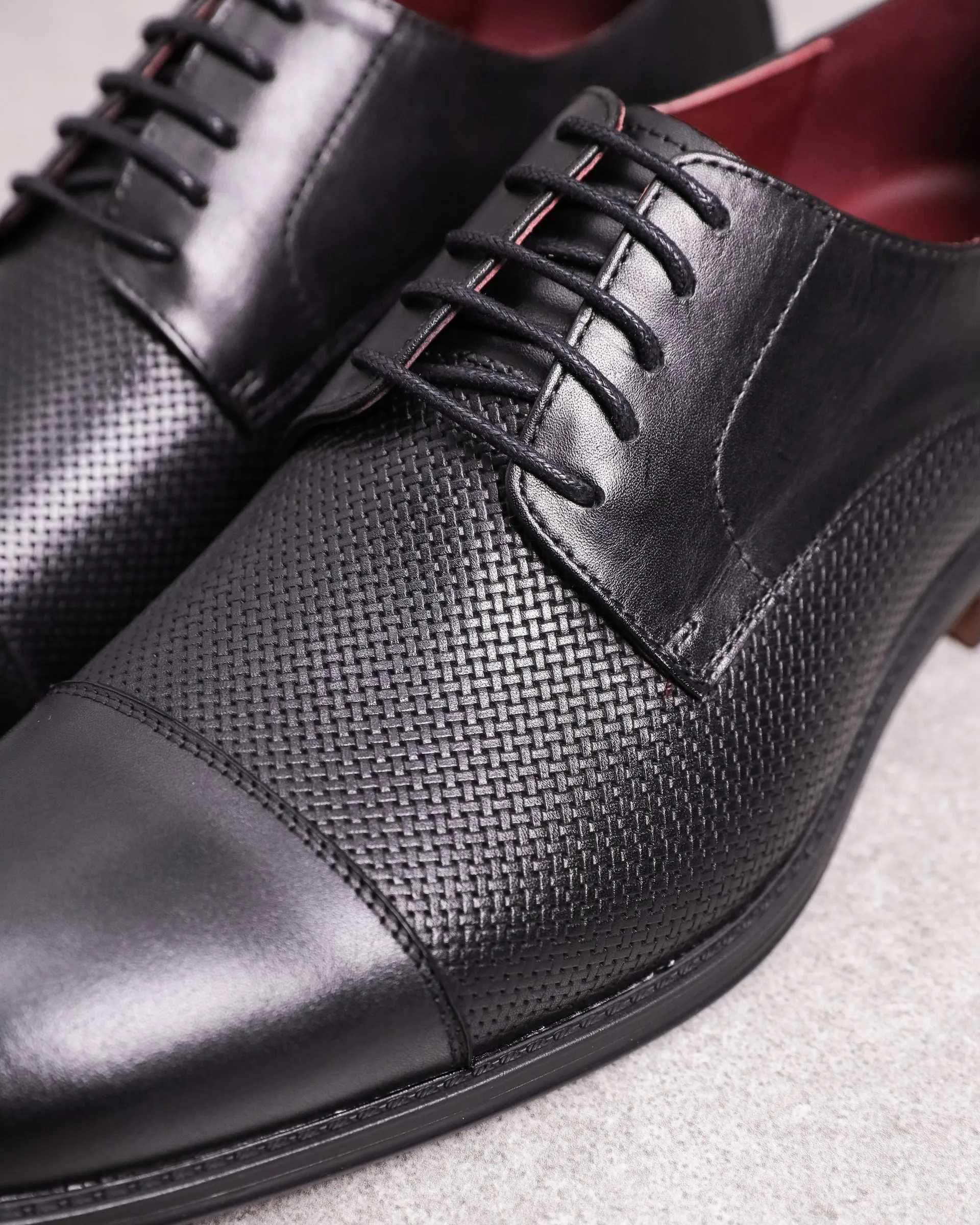 Tomaz HF032 Men's Cap Toe Derby